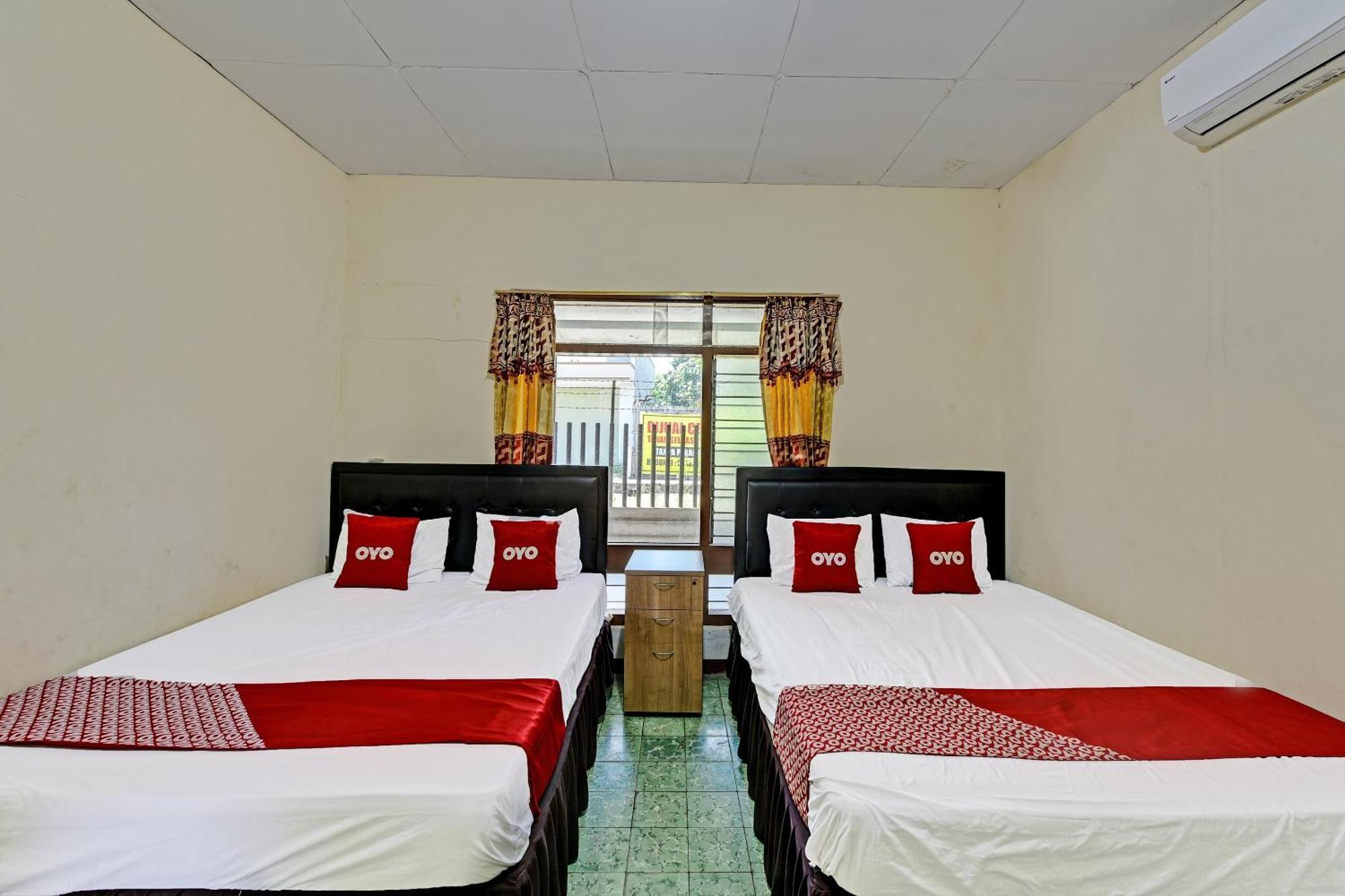 Oyo 90443 Hotel New Kartika In Cilopadang المظهر الخارجي الصورة